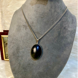Black onyx necklace 