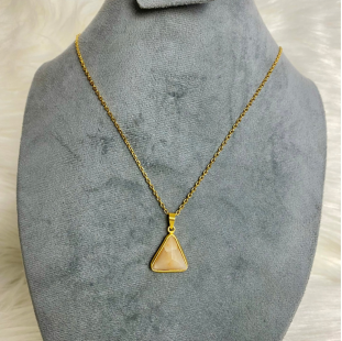 Agate stone necklace