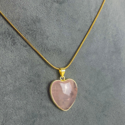 Heart shaped rose quart necklace