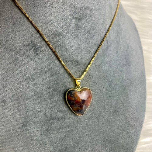 Heart shaped Agate stone necklace