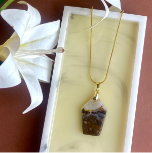 Agate stone necklace