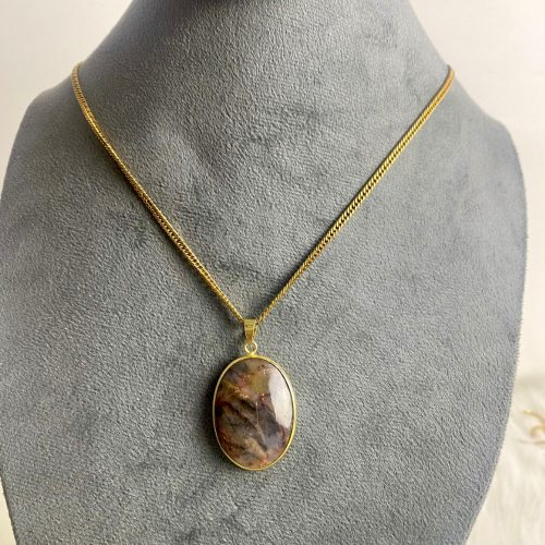 Agate stone necklace