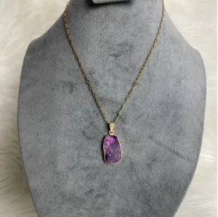 Raw amethyst stone necklace 