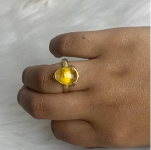 Citrine stone ring