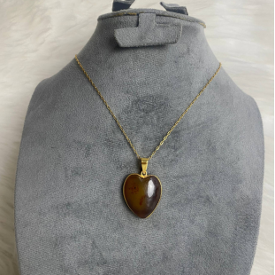 Heart shaped brown Agate necklace