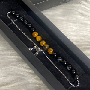 tiger's eye stone and black Agate bracelelt