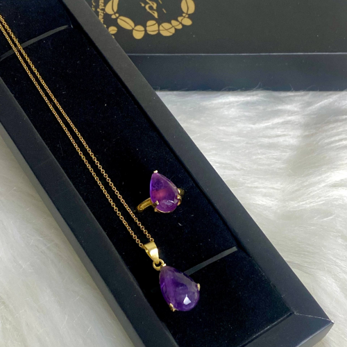 amethyst stone set